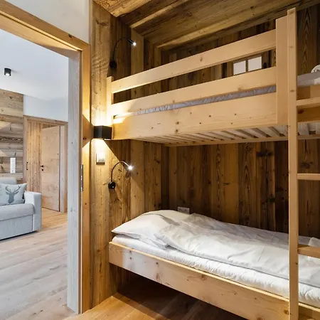 Familienwohnung Wildspitze Apartmán *